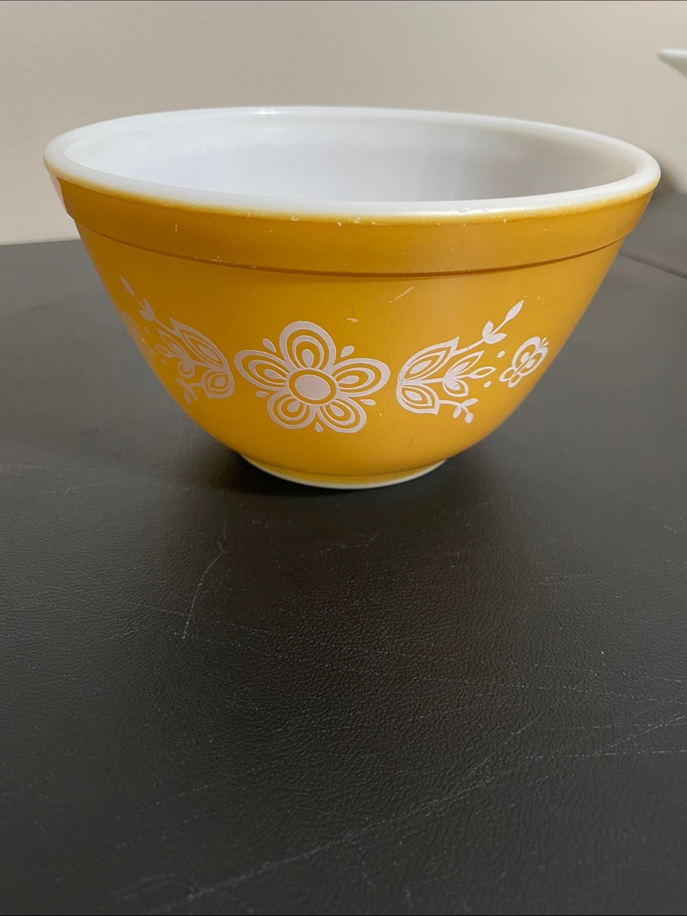 Vintage Pyrex Butterfly Gold Mixing Bowl #401 1.5 Pint